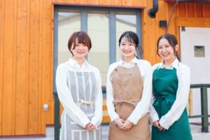 飲食店スタッフ